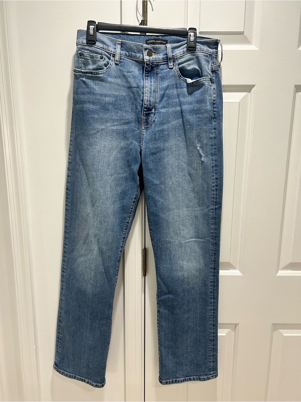 Light Wash Straight Jeans - Casual Everyday Fit